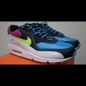 Air Max Carnivals (limited edition bottom)